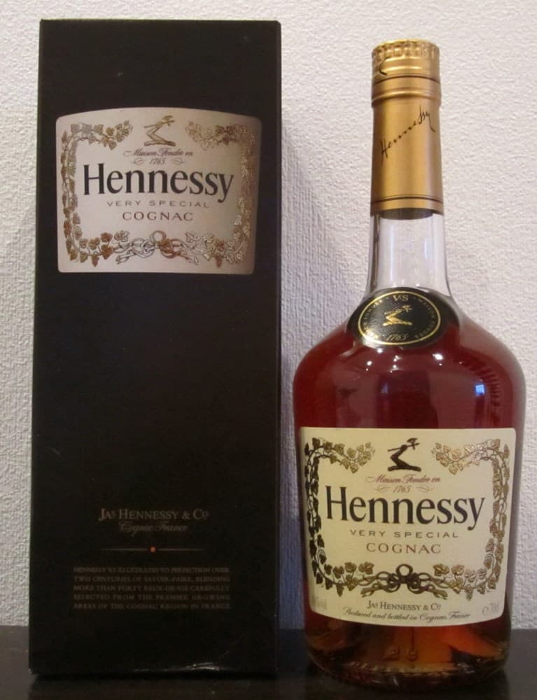HENNESSY VS (40%) 0.5л